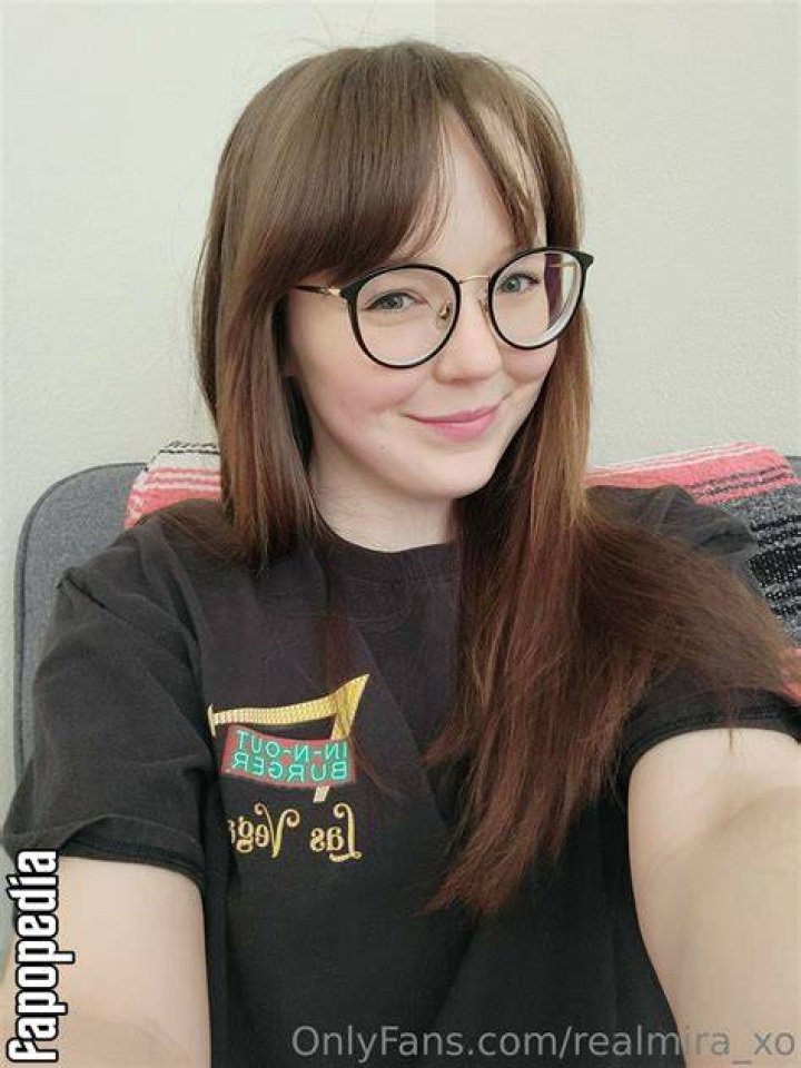 Ashleyyyreyyy Nudr: Unveiling the Truth Behind the Online Persona