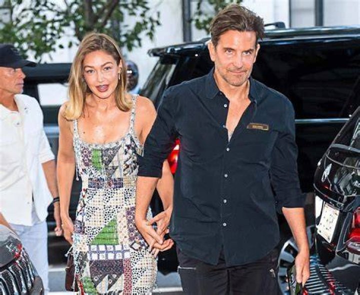 Bradley Cooper's Wife: A Comprehensive Look at Her Life, Career, and Relationship