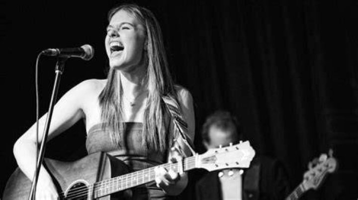 Chloe Marini: The Rising Star of the Music Industry