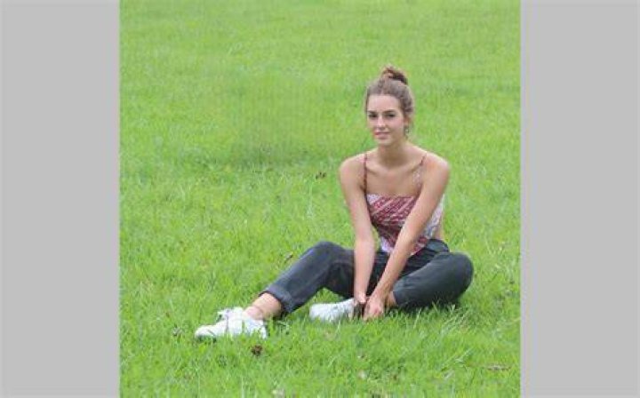 Emily Feld Age: A Comprehensive Guide to Her Life, Career, and Achievements