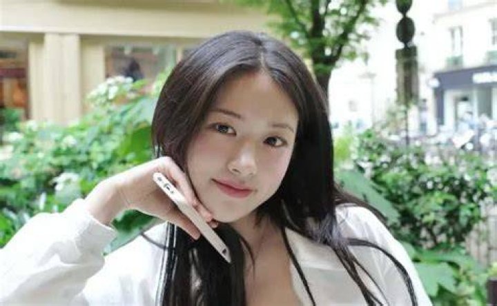 Exploring Yujin Age: A Comprehensive Guide to Her Life, Career, and Influence