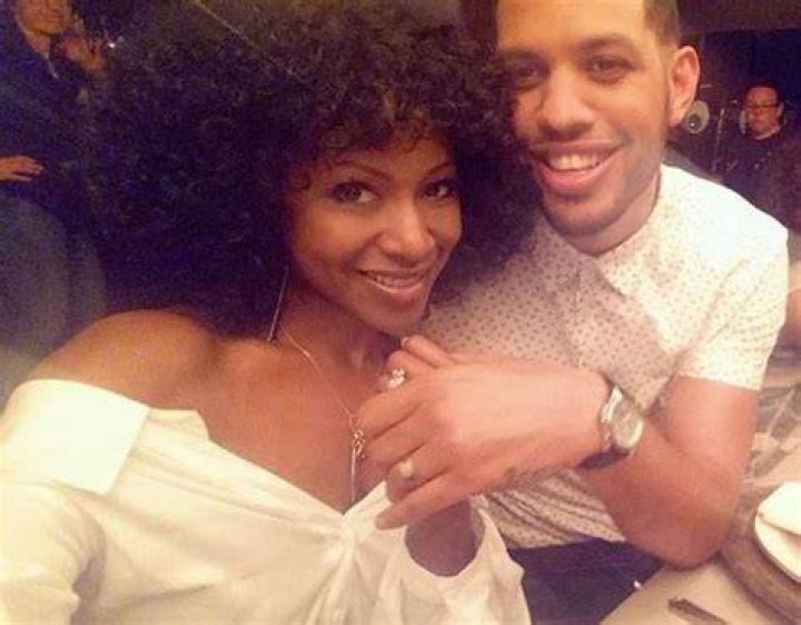 Gabrielle Dennis & Peter Haskins: Husband & Wife - Their Love Story