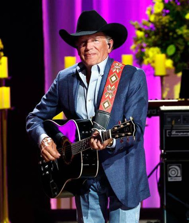 George Strait Breaks US Concert Attendance Record: Record-Breaking Show!