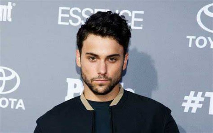 Jack Falahee Dating: A Comprehensive Look into His Romantic Life