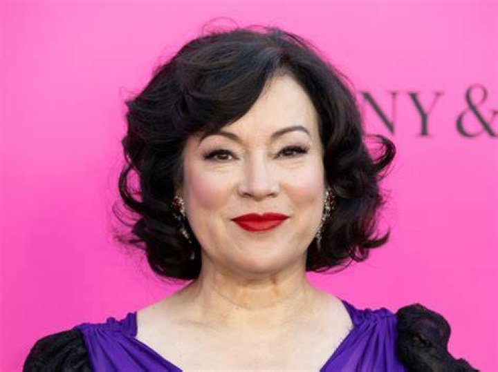 Jennifer Tilly Race: Exploring the Fascinating Journey and Achievements