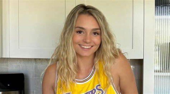 Kirsten Too Sweet Wrome: A Rising Star in the Music Industry