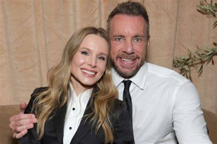 Kristen Bell & Dax Shepard: Love Story & More!