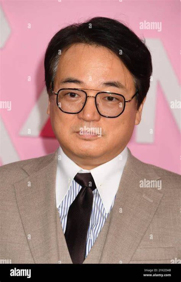 Lee Seohwan: A Rising Star in the Entertainment Industry