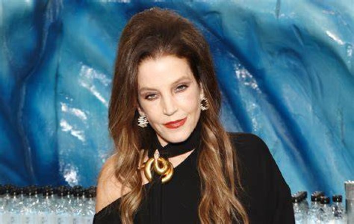 Lisa Marie Presley Height: Unveiling the Star's Stature