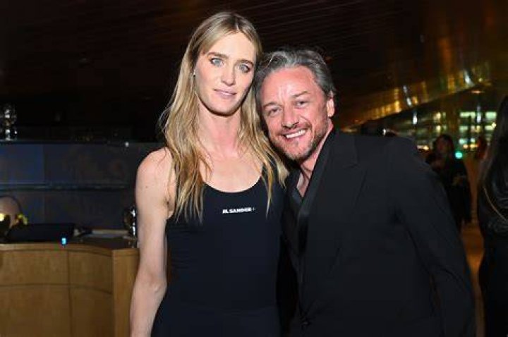 Mackenzie Davis Girlfriend: Exploring Her Relationships, Career, and Personal Life