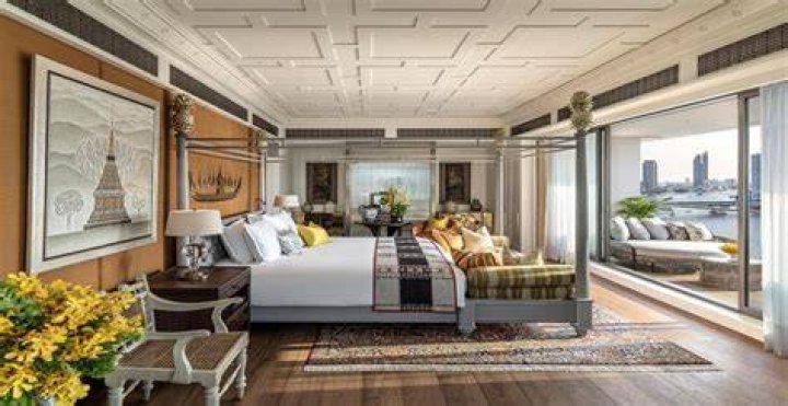 Mandarin Oriental L'Emporium: A Luxurious Urban Retreat in Bangkok