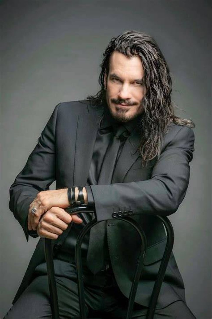 Mario Cimarro: A Comprehensive Guide to the Renowned Actor's Life and Career