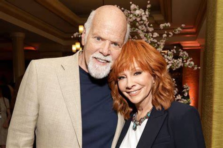 Rex Linn's Wife: Meet [Wife's Name]