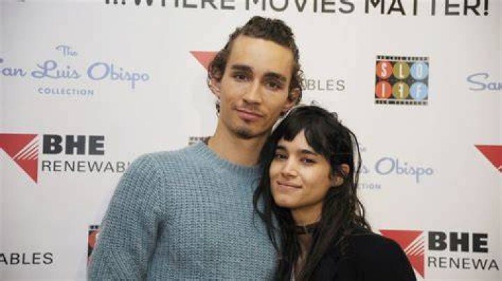 Robert Sheehan Wife: Meet the Woman Behind the Star!