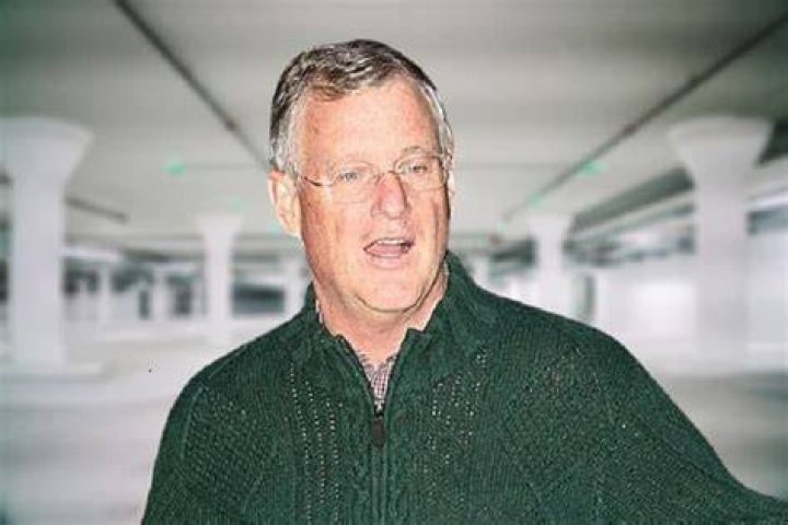 Scott Swift Biography - Wikipedia Page Details