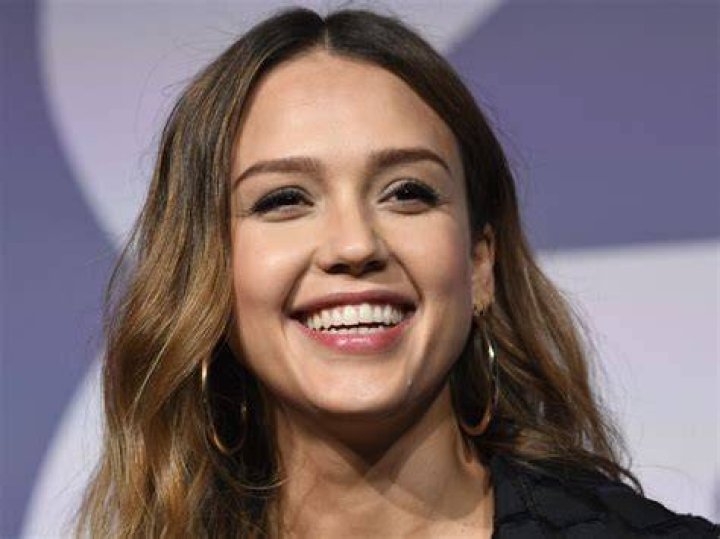 Stunning Jessica Alba: Actress & Entrepreneur